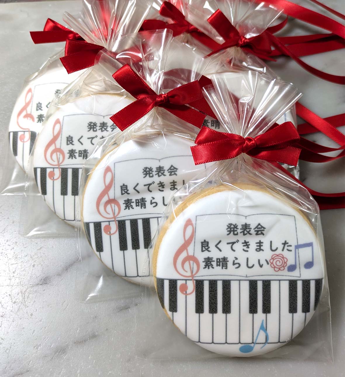 piano-happyoukai-kinen-medal-cookie3.jpg